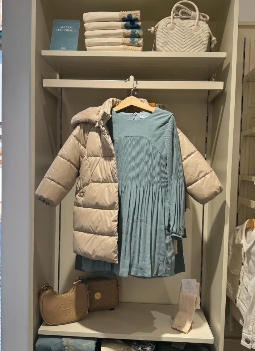 Interior da AURA Store em Guimarães